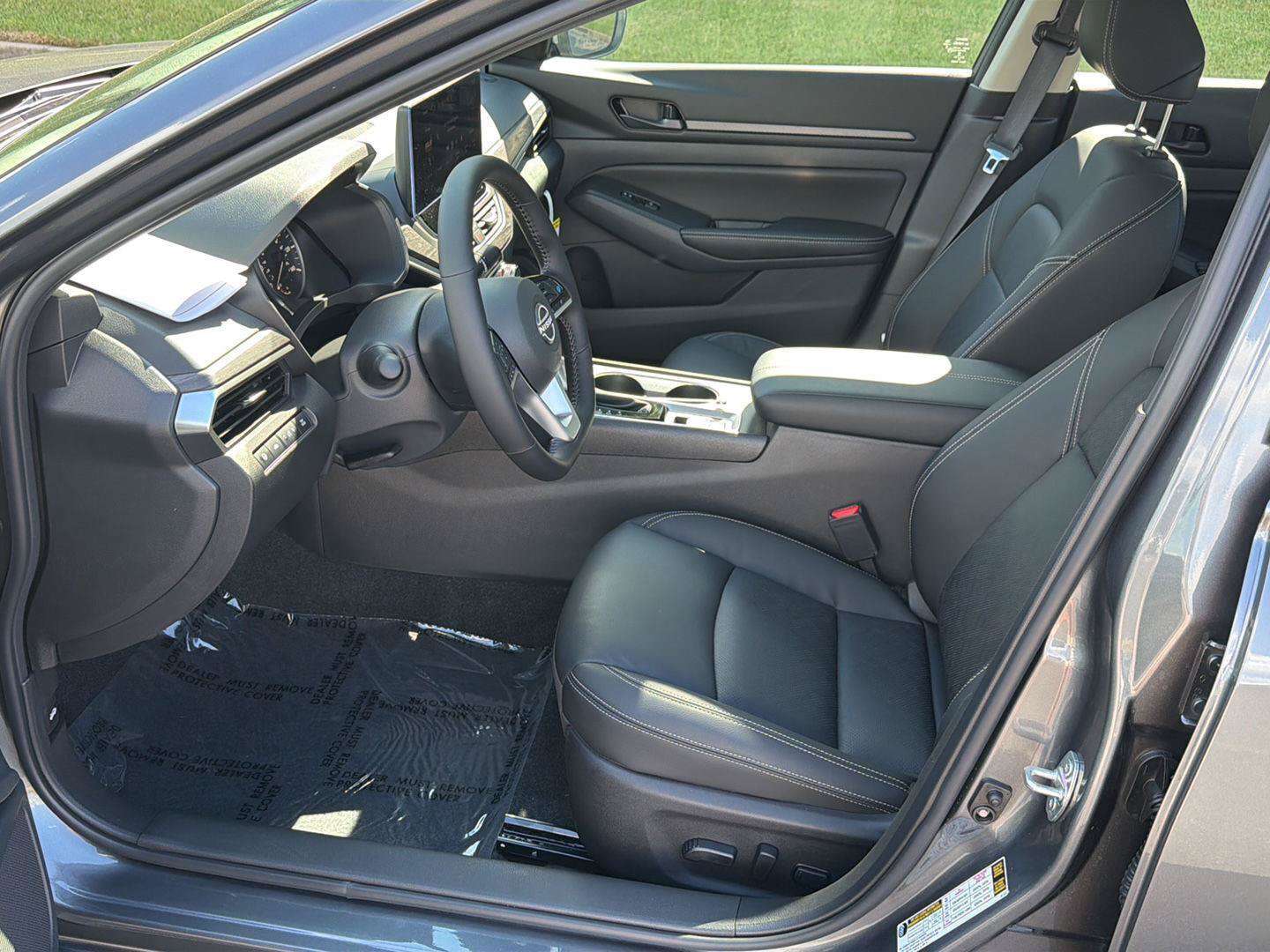 New 2026 Nissan Altima 2.5 SV w/ SV Premium Package FWD image 11
