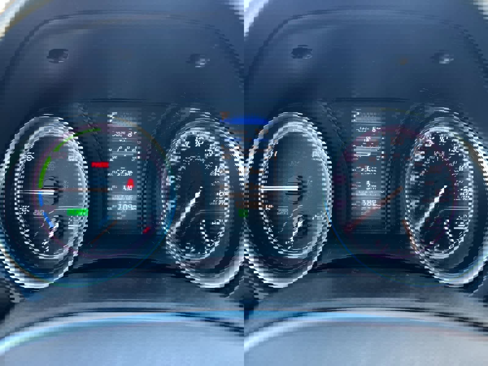 Used 2018 Toyota Camry LE image 24