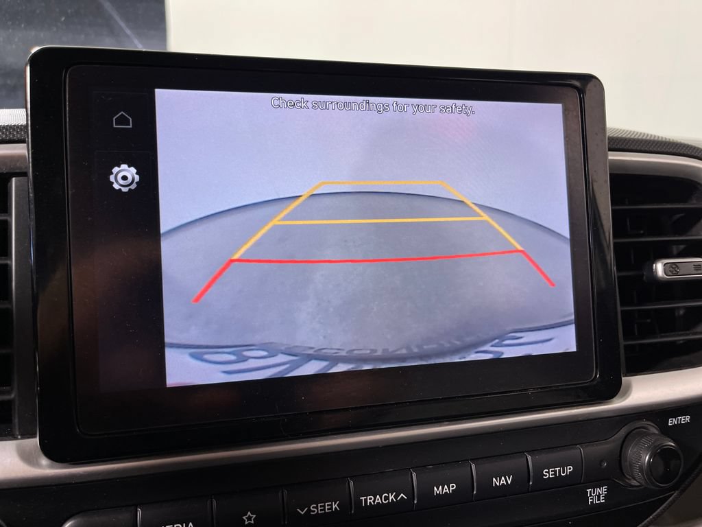 Used 2021 Hyundai Venue SEL w/ Premium Package FWD image 23
