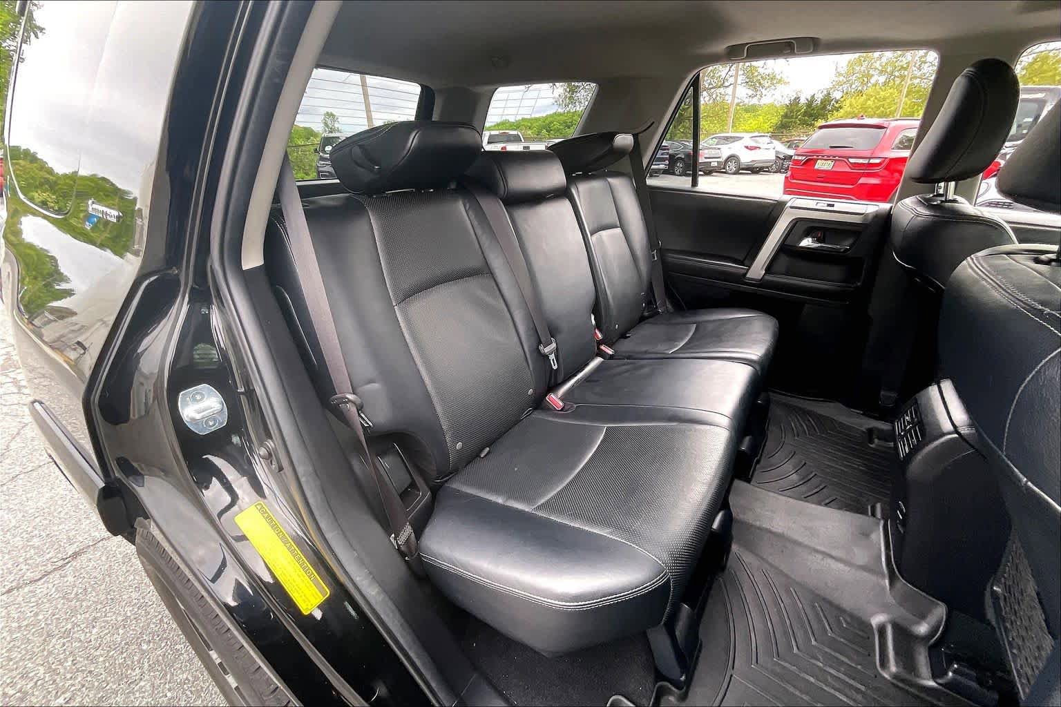 Used 2014 Toyota 4Runner Limited AWD/4WD image 19