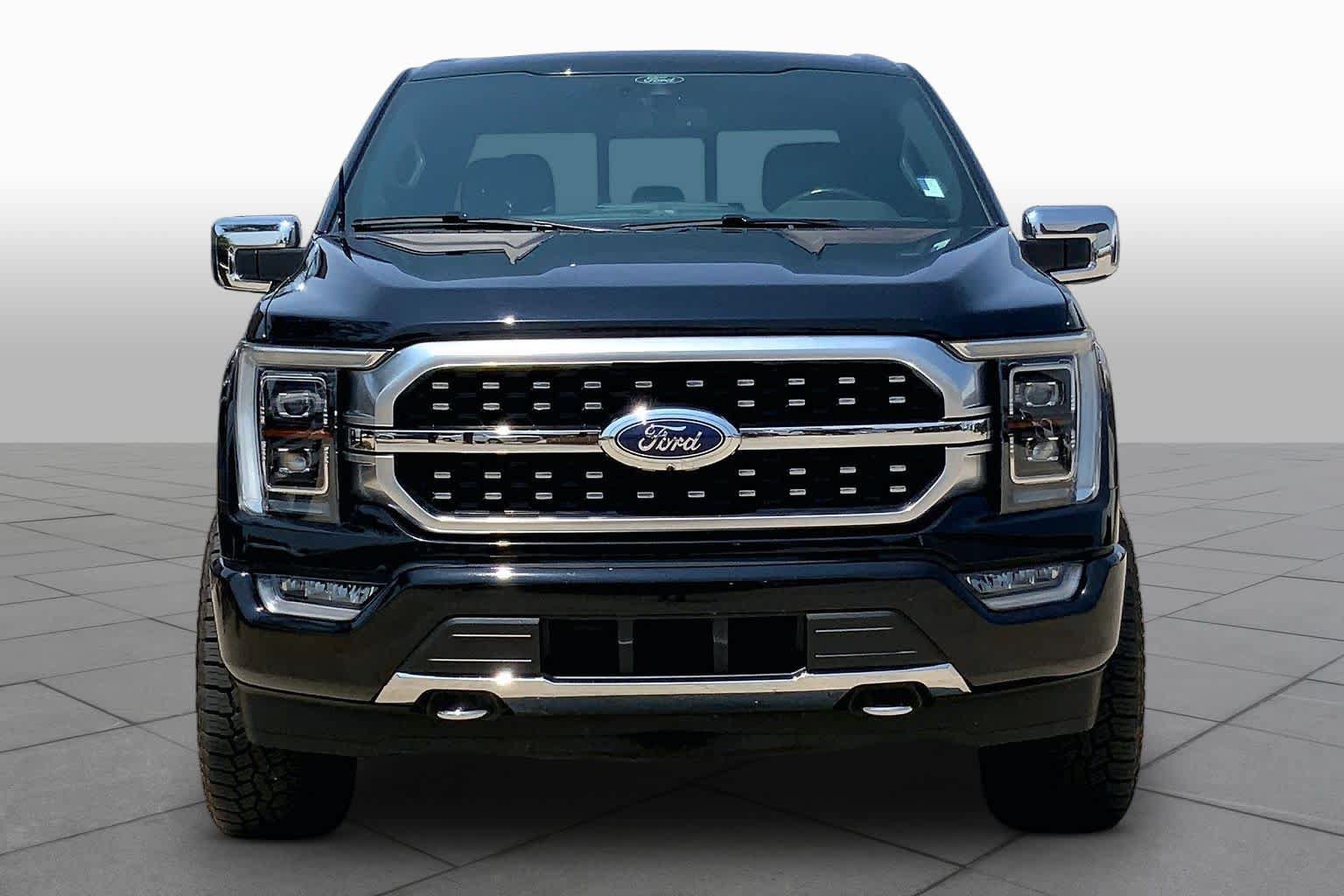 Used 2021 Ford F150 Platinum w/ FX4 Off-Road Package AWD/4WD image 4