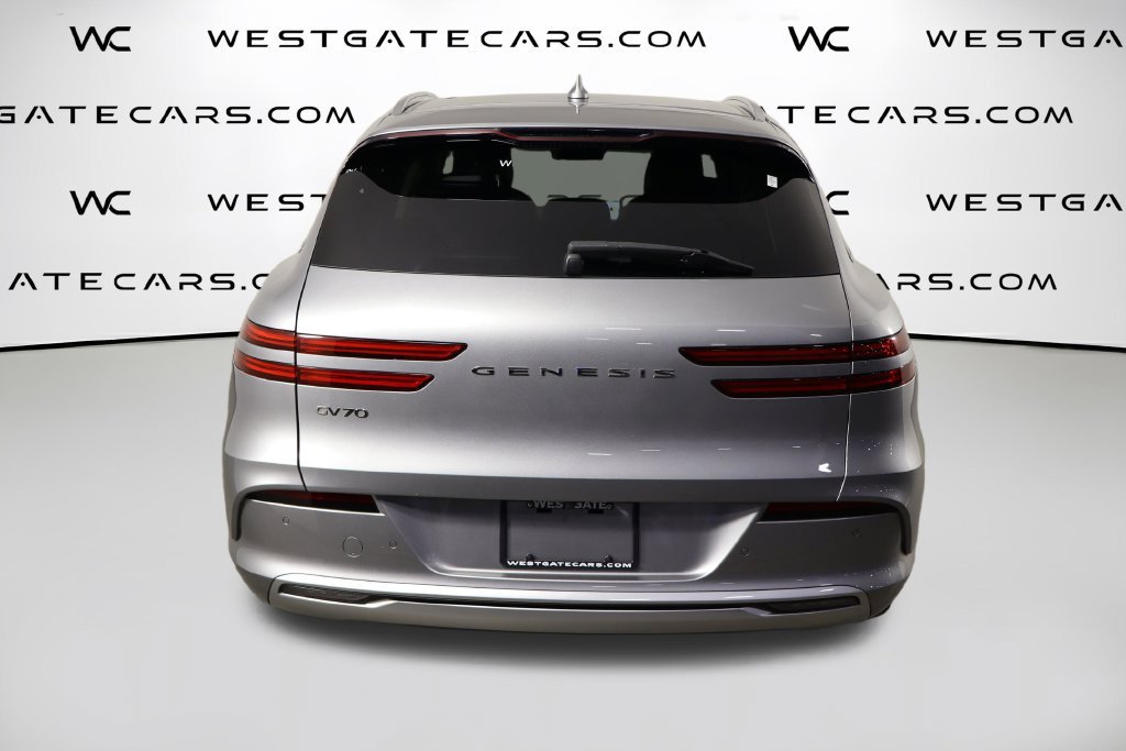 Used 2023 Genesis Electrified GV70 AWD/4WD image 4