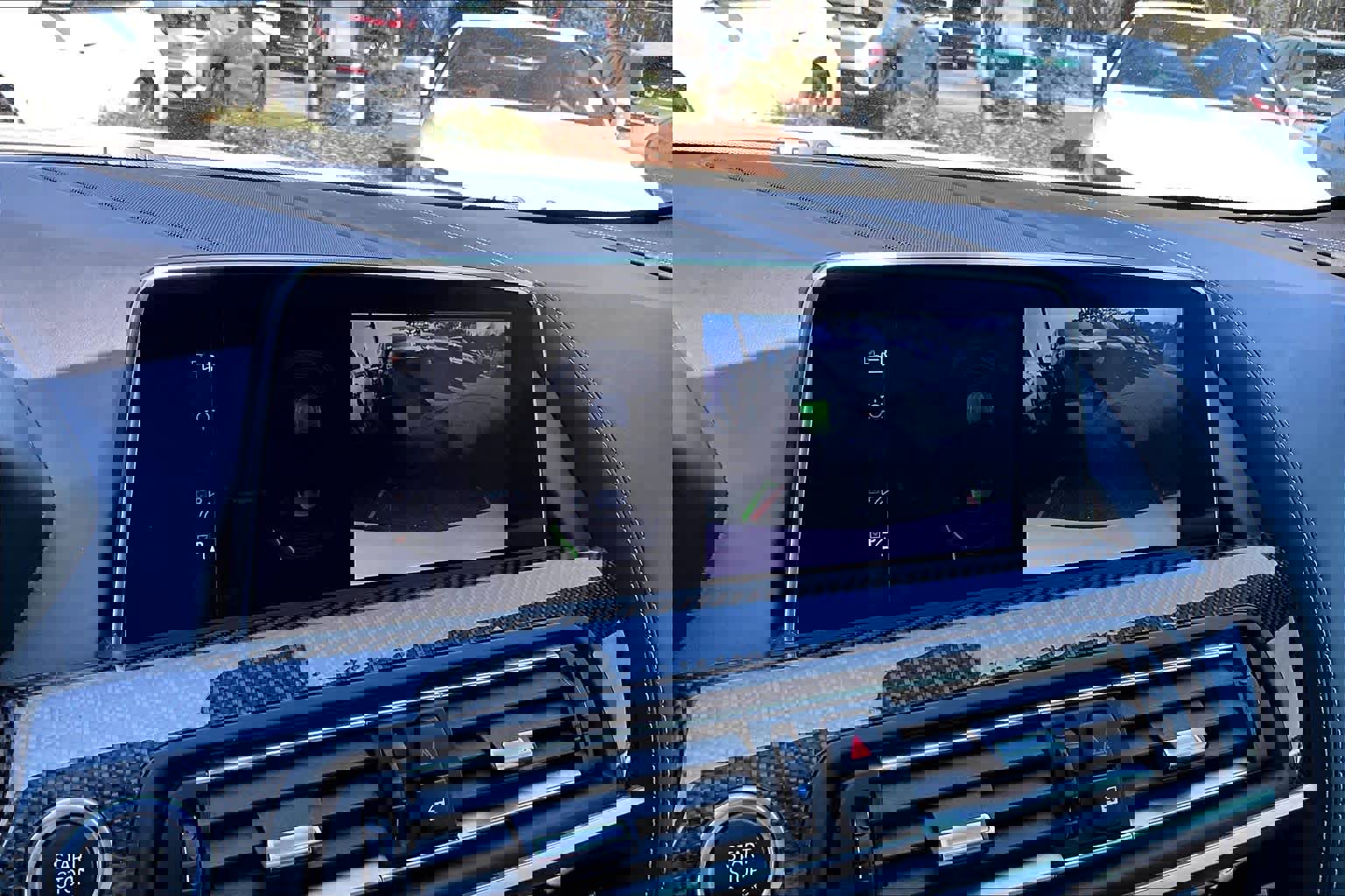 Used 2018 BMW 650i Convertible image 25