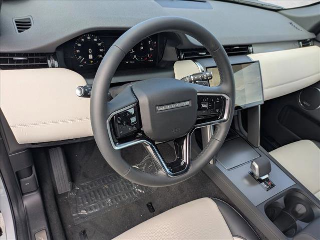 New 2026 Land Rover Discovery Sport Landmark image 3