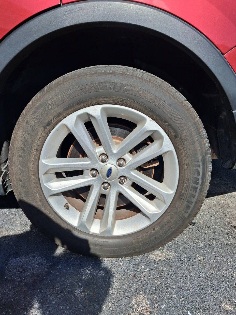 Used 2017 Ford Explorer XLT w/ Equipment Group 201A FWD image 19