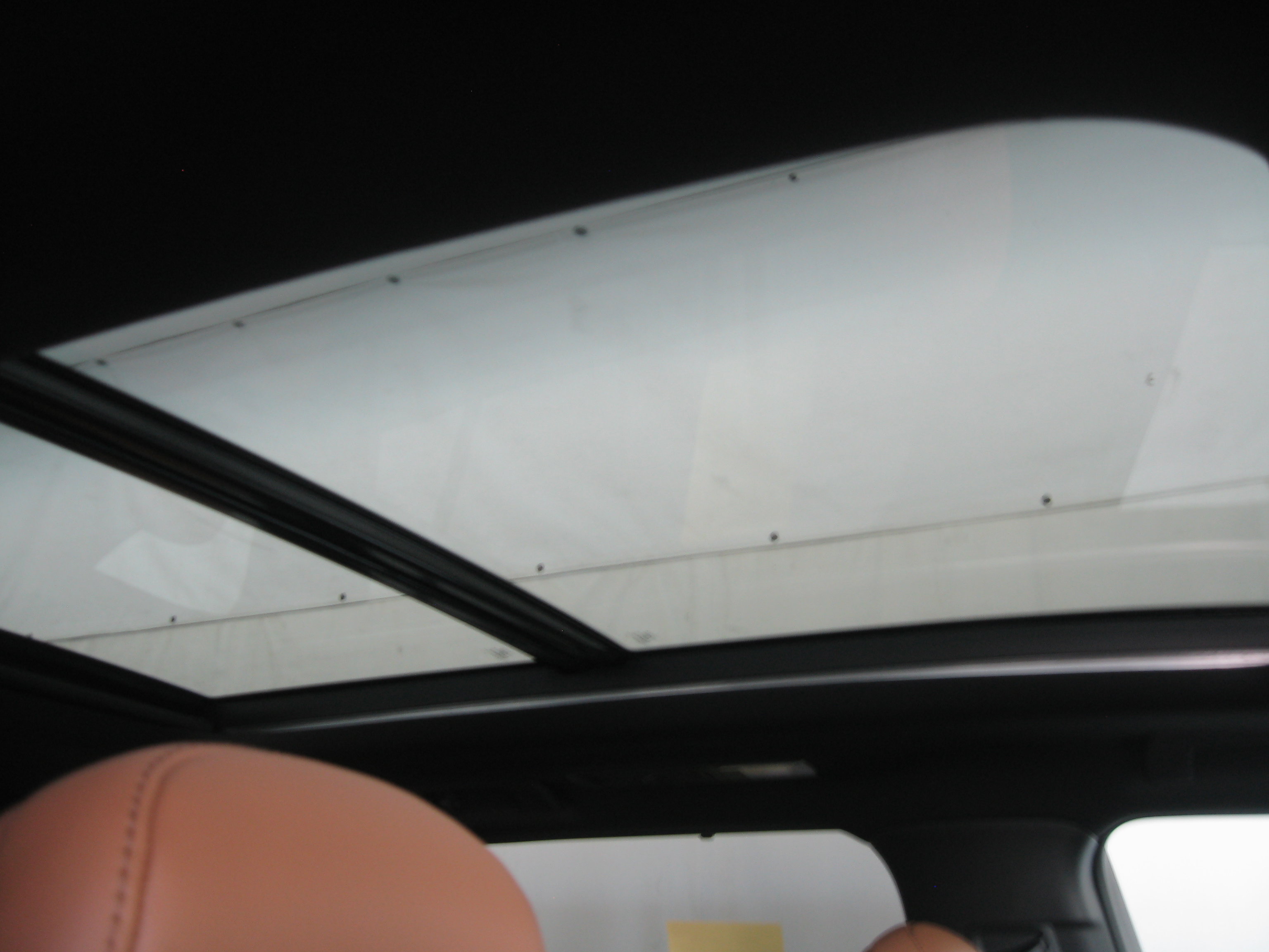 New 2026 Toyota Highlander Platinum image 3