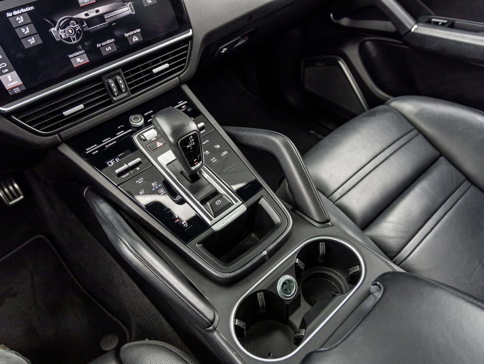 Certified 2021 Porsche Cayenne GTS image 29