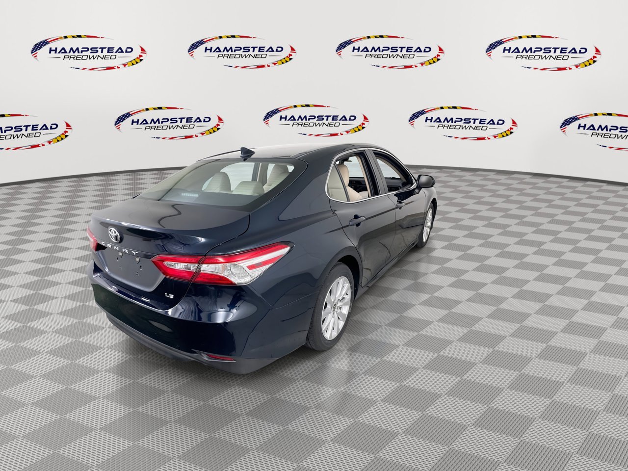 Used 2020 Toyota Camry LE FWD image 8