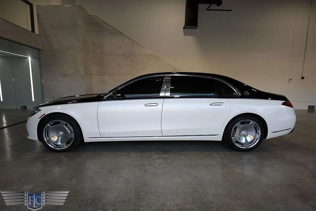 Used 2021 Mercedes-Benz Maybach S 580 4MATIC image 3