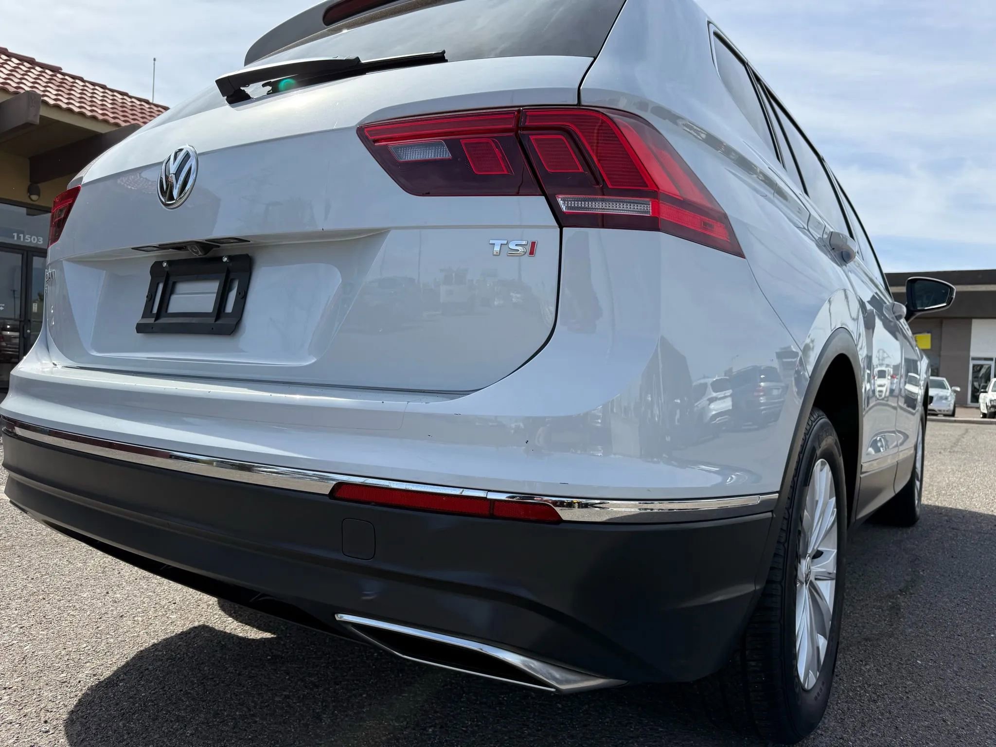 Used 2018 Volkswagen Tiguan SE FWD image 43