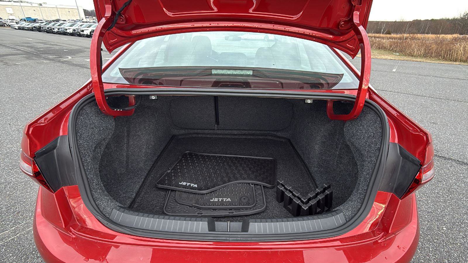 Used 2025 Volkswagen Jetta SEL image 22