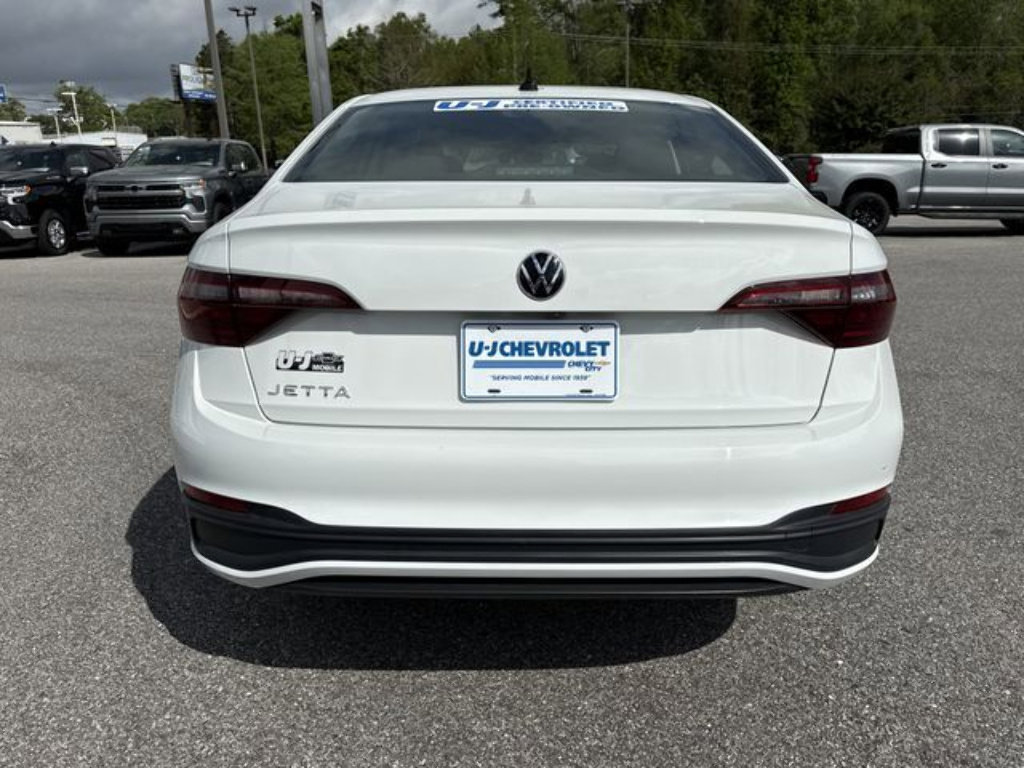 Used 2024 Volkswagen Jetta S FWD image 4