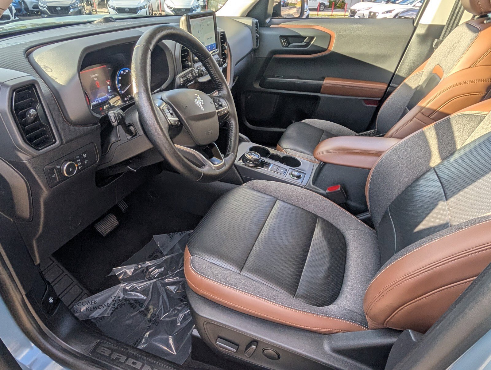 Used 2021 Ford Bronco Sport Outer Banks w/ Outer Banks Package AWD/4WD image 10