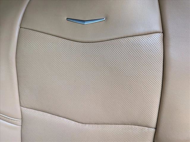 Used 2020 Cadillac Escalade Platinum image 15