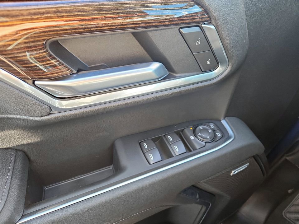 New 2026 GMC Sierra 1500 Elevation image 26