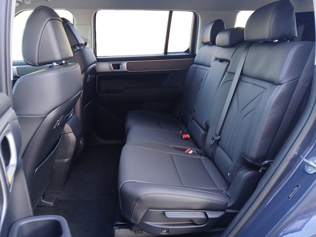 New 2026 Hyundai Santa Fe SEL image 13