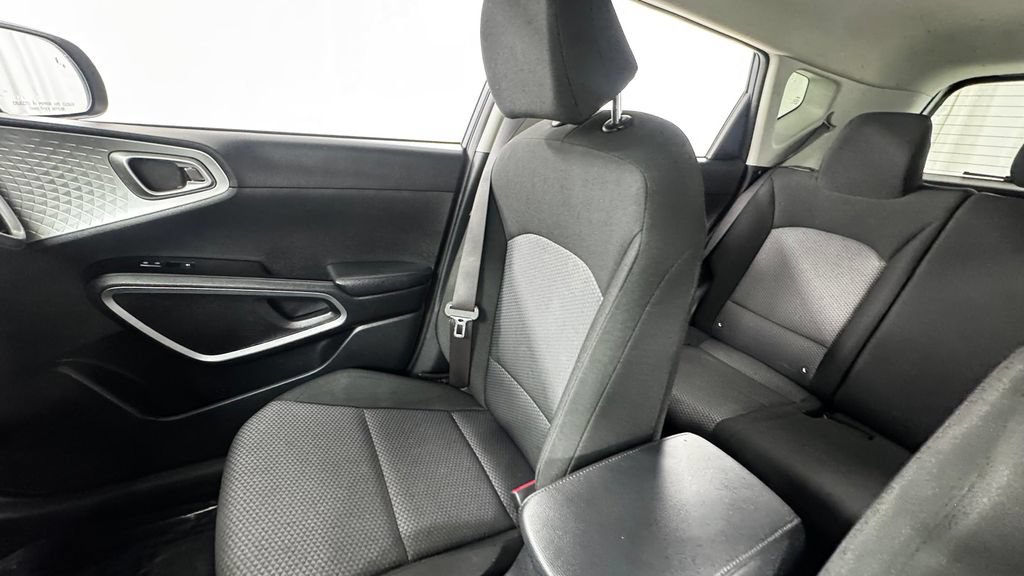 Used 2022 Kia Soul LX w/ Technology Package FWD image 14