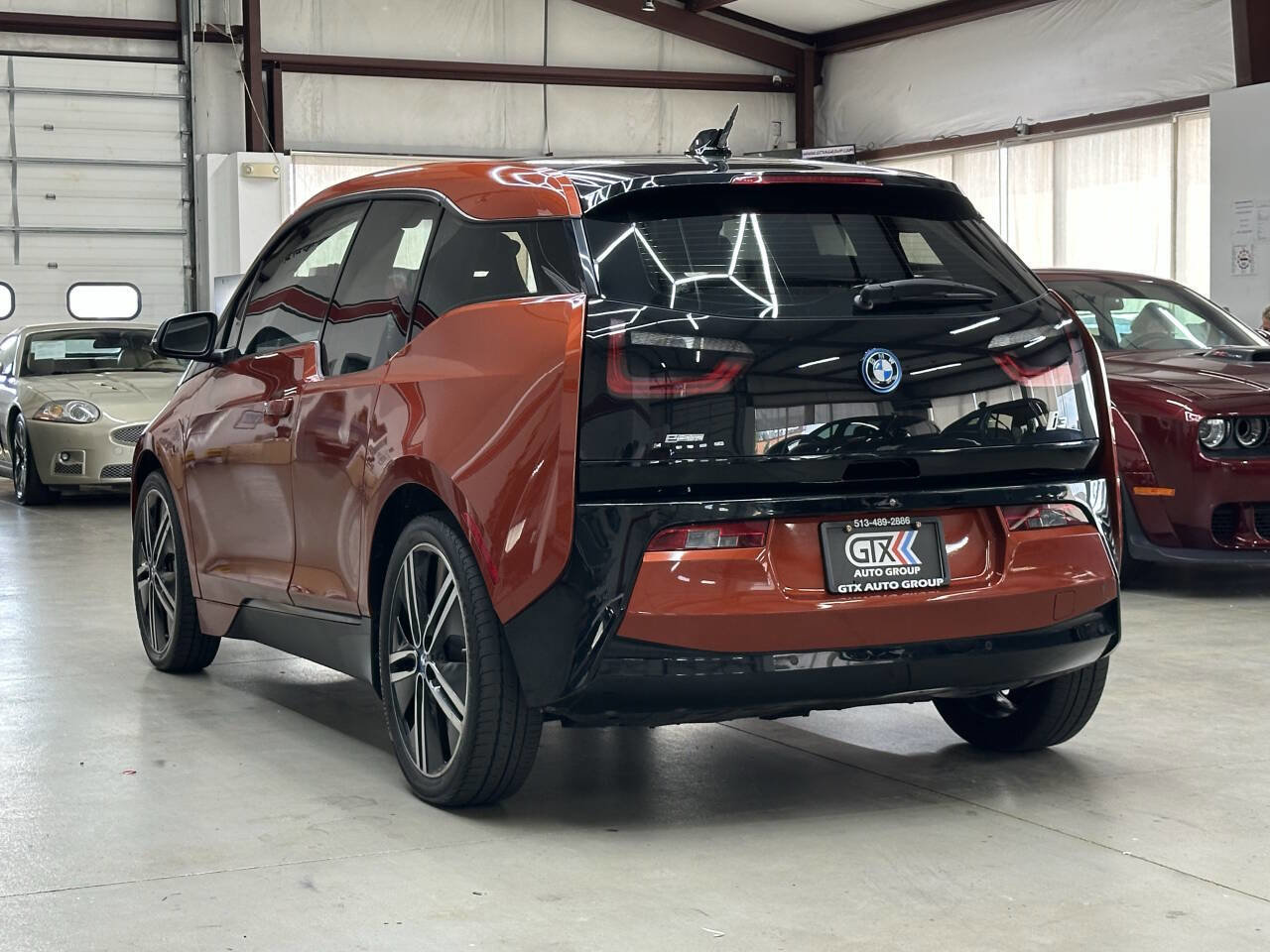 Used 2015 BMW i3 Base 4dr Hatchback RWD image 4
