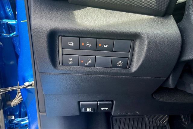 Used 2025 Nissan Kicks Play S FWD image 14