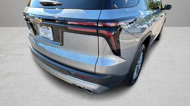 Used 2025 Chevrolet Traverse LT AWD/4WD image 41