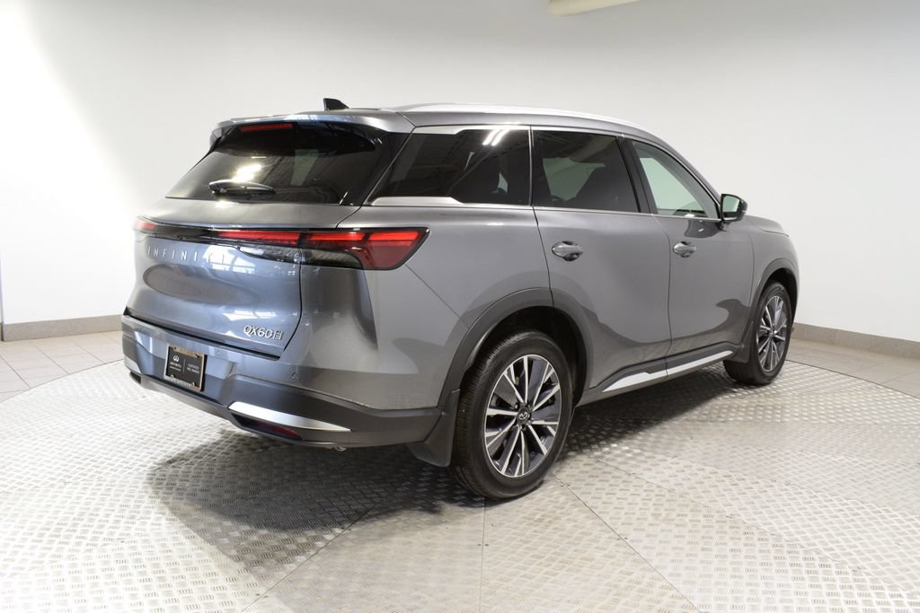 Certified 2026 INFINITI QX60 Luxe w/ Cargo Package AWD/4WD image 11