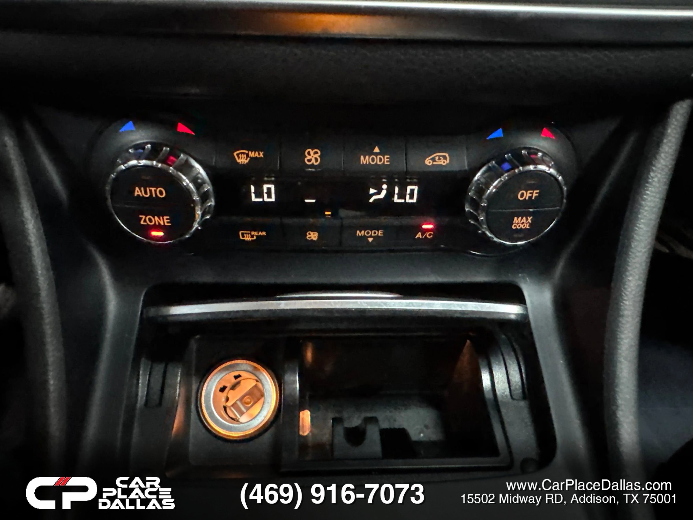 Used 2018 Mercedes-Benz GLA 250 4MATIC w/ Premium Package image 39