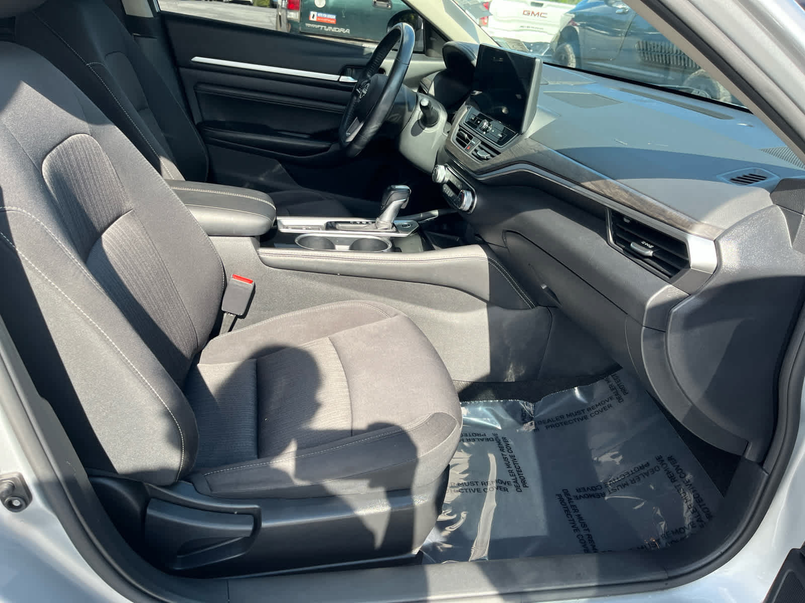 Used 2023 Nissan Altima 2.5 SV w/ SV Premium Package FWD image 33