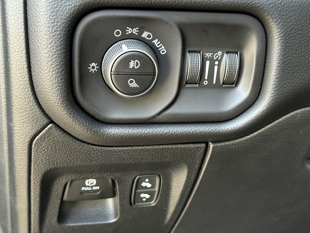 New 2026 RAM 1500 Lone Star AWD/4WD image 23