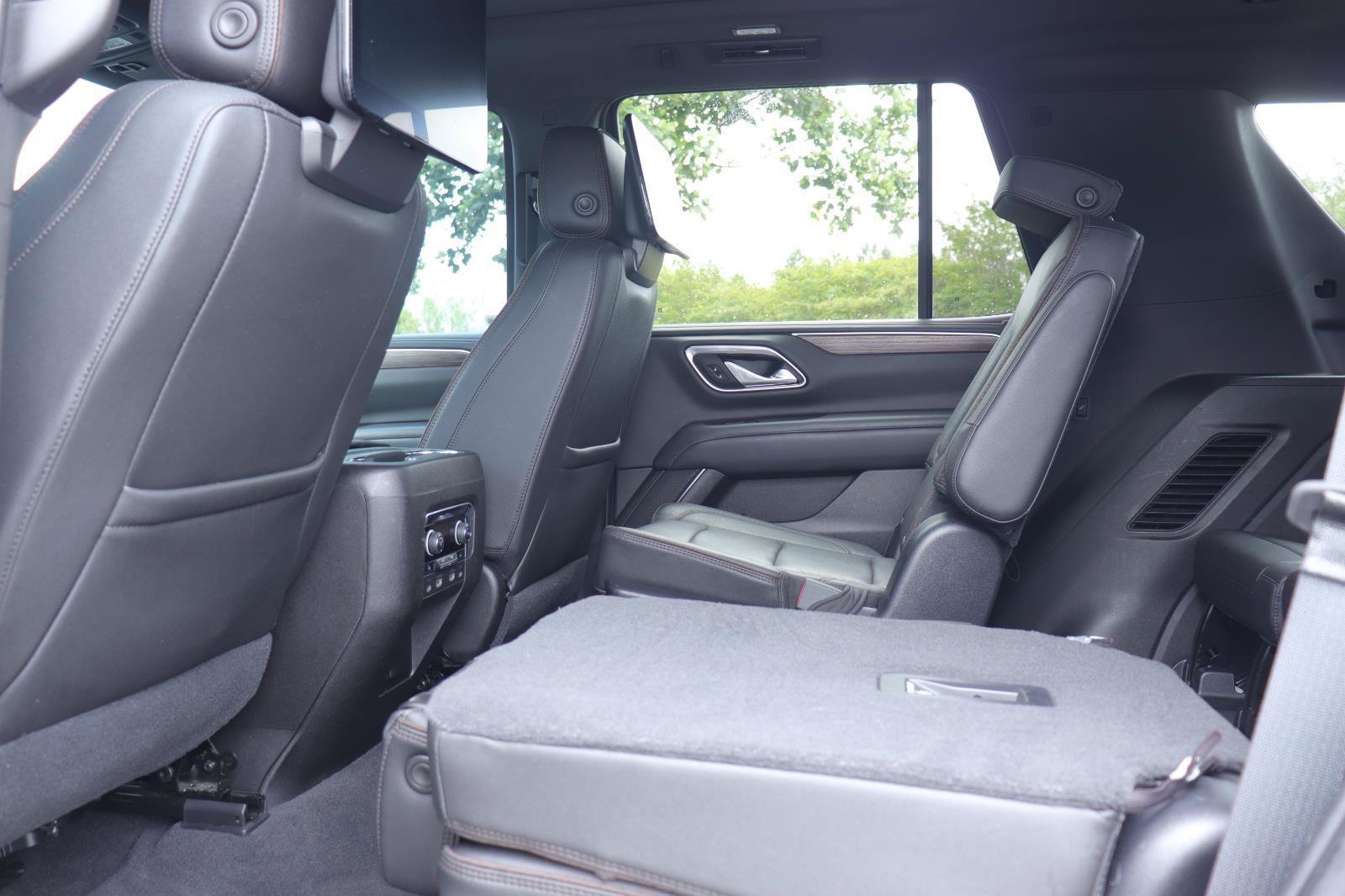 Used 2021 Chevrolet Tahoe High Country AWD/4WD image 14