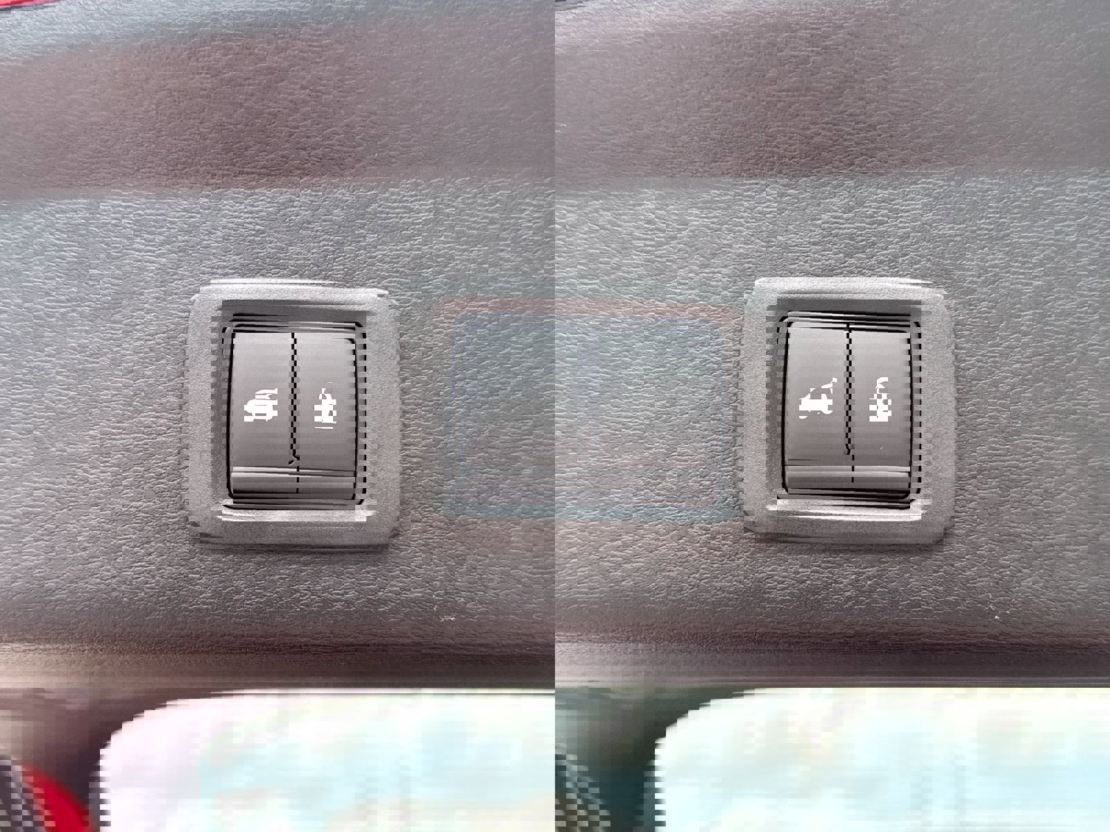 New 2025 Mitsubishi Outlander SEL image 29