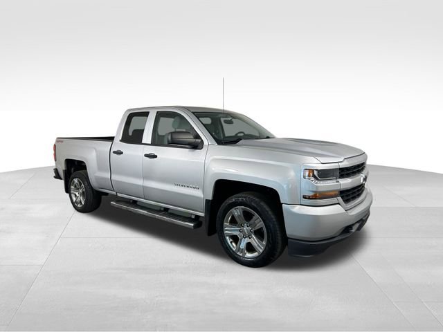 Used 2016 Chevrolet Silverado 1500 Custom w/ Custom Convenience Package AWD/4WD image 8
