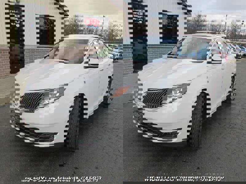 Used 2015 Lincoln MKS AWD w/ Equipment Group 101A image 3