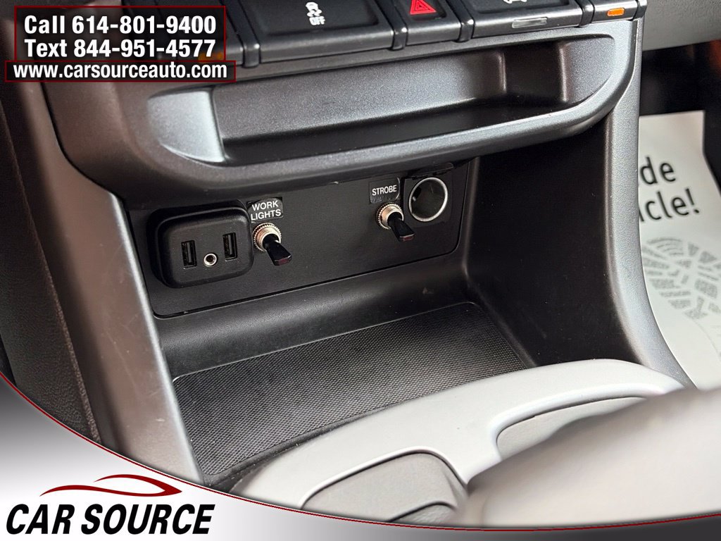 Used 2021 Chevrolet Colorado LT w/ Fleet Safety Package RWD image 21