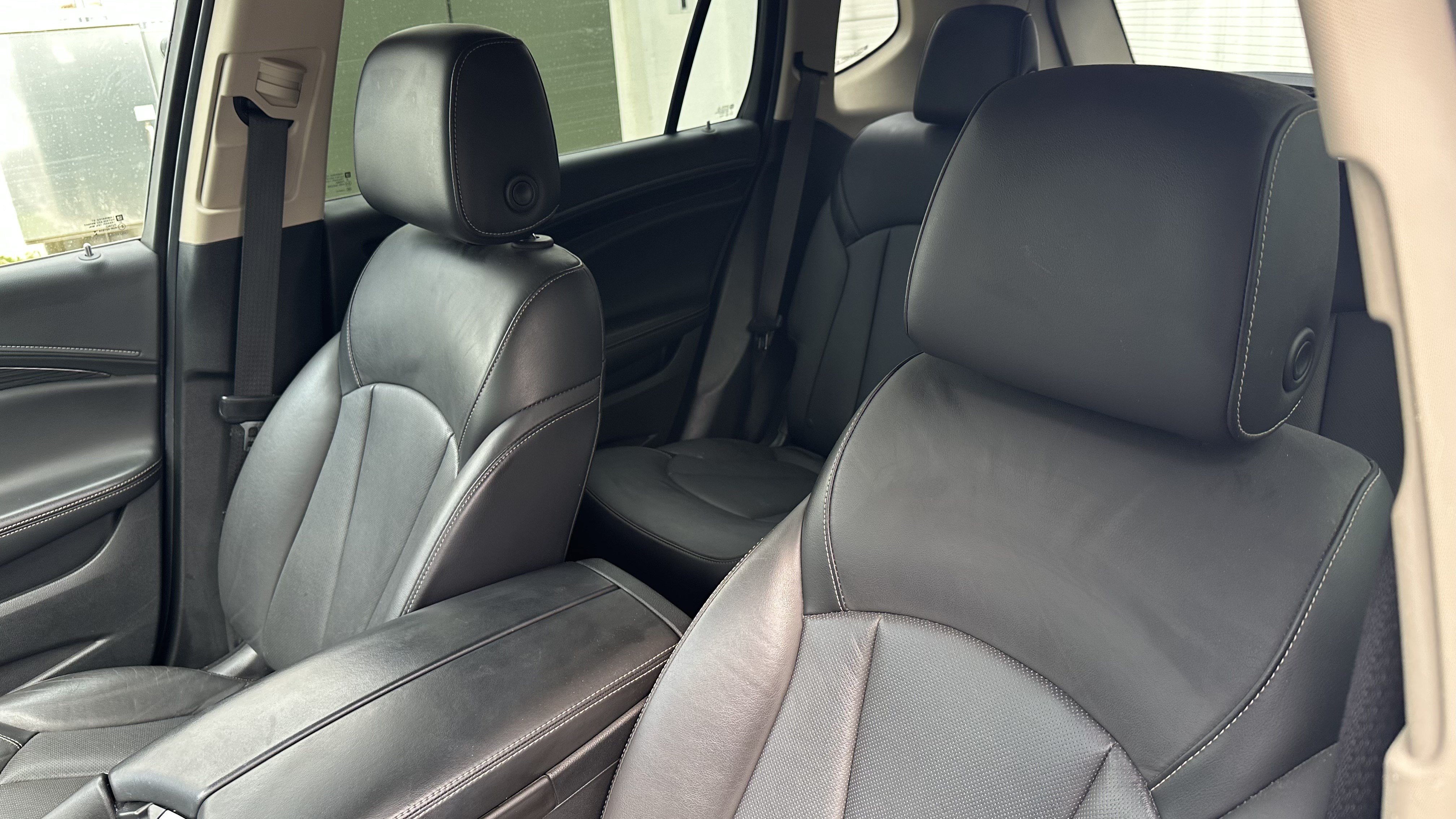 Used 2017 Buick Envision Essence w/ LPO, Interior Luxury Package FWD image 18