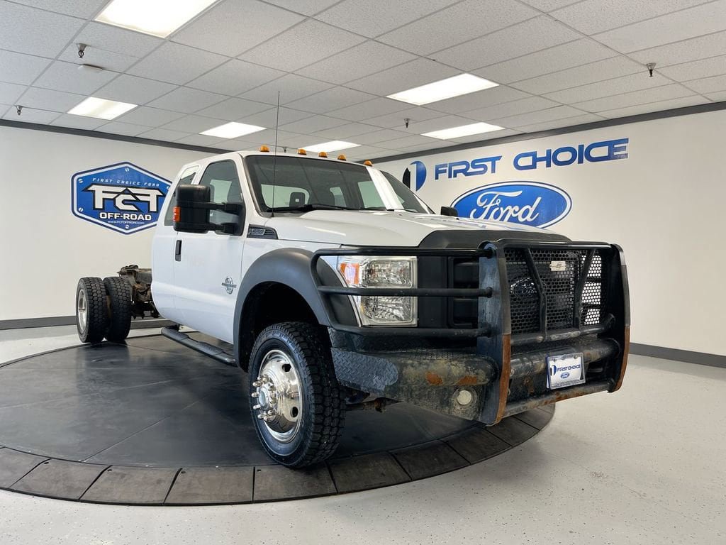 Used 2016 Ford F550 4x4 SuperCab Super Duty image 2
