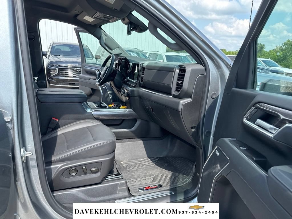 Certified 2025 Chevrolet Silverado 2500 LTZ w/ LTZ Plus Package AWD/4WD image 25