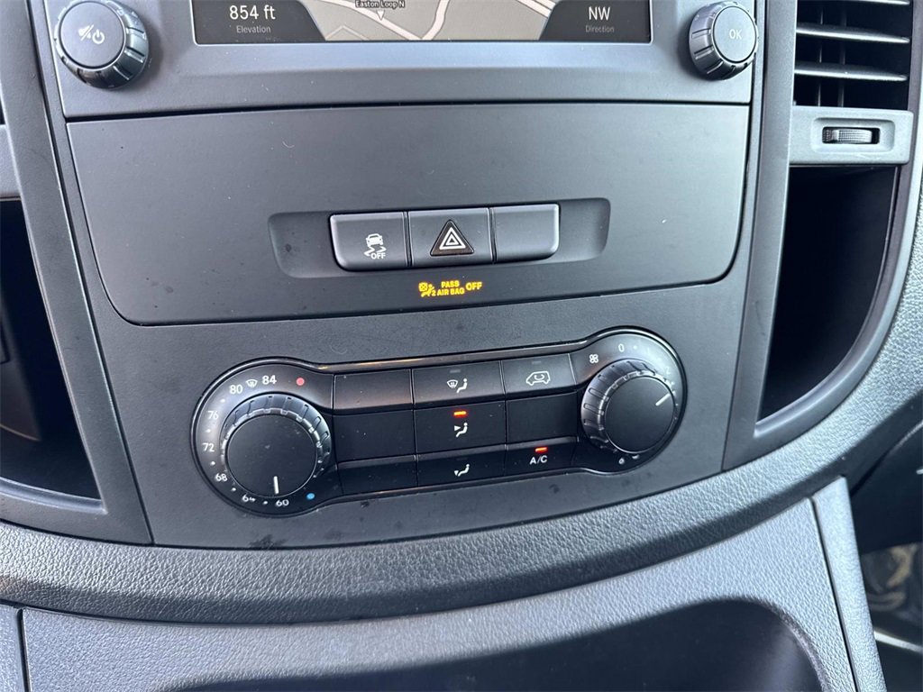 Used 2023 Mercedes-Benz Metris image 21