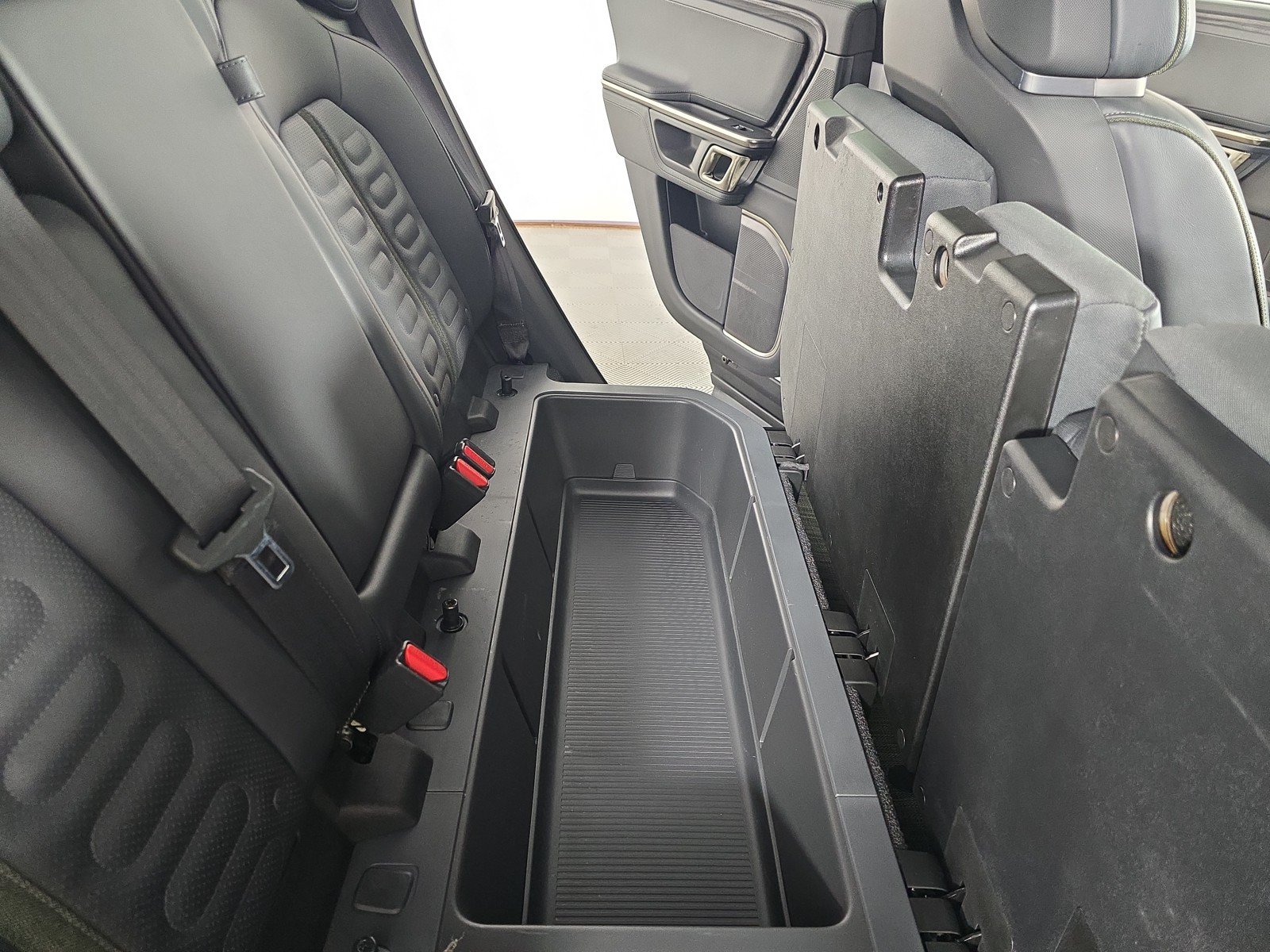 Used 2022 Rivian R1T Launch Edition AWD/4WD image 24