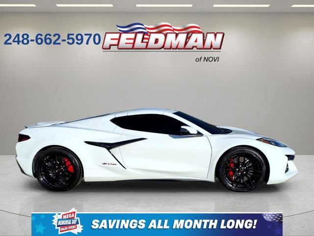 Used 2024 Chevrolet Corvette Z06 RWD image 7