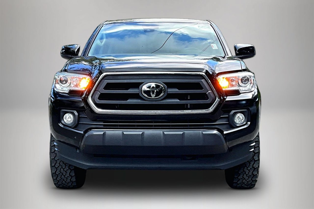 Used 2023 Toyota Tacoma SR5 RWD image 3