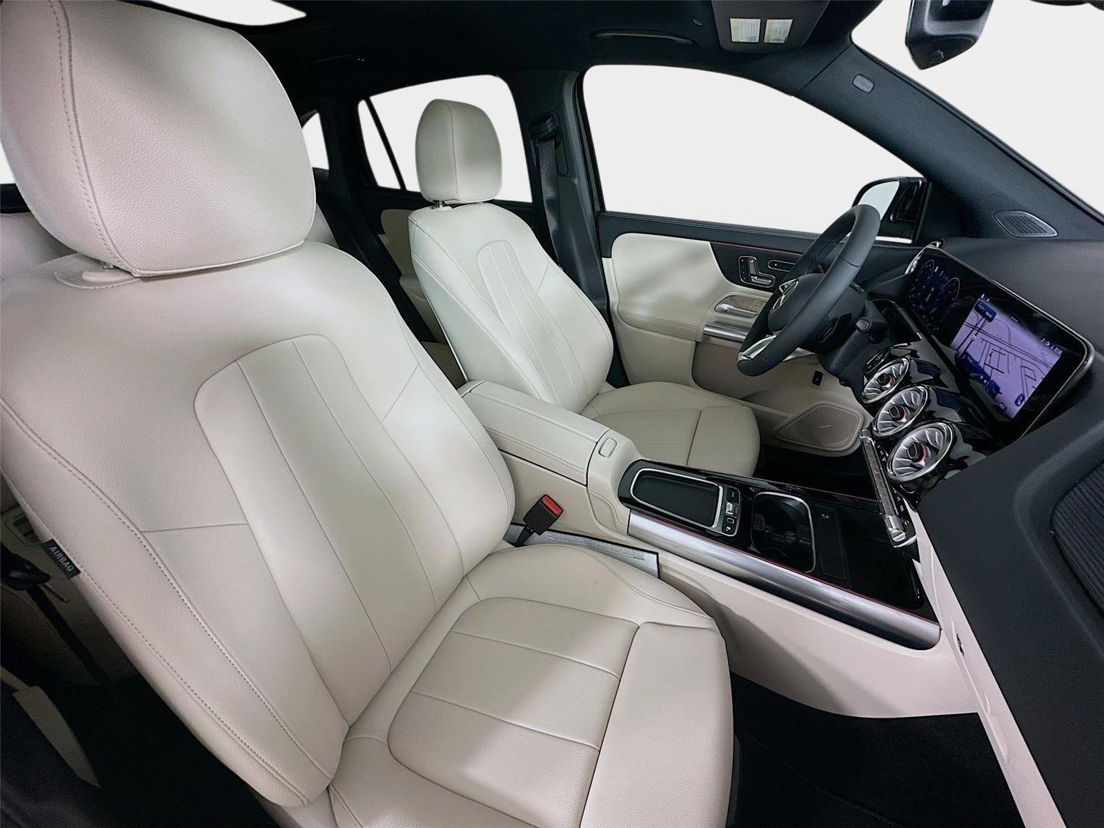 Certified 2026 Mercedes-Benz GLA 250 4MATIC image 36