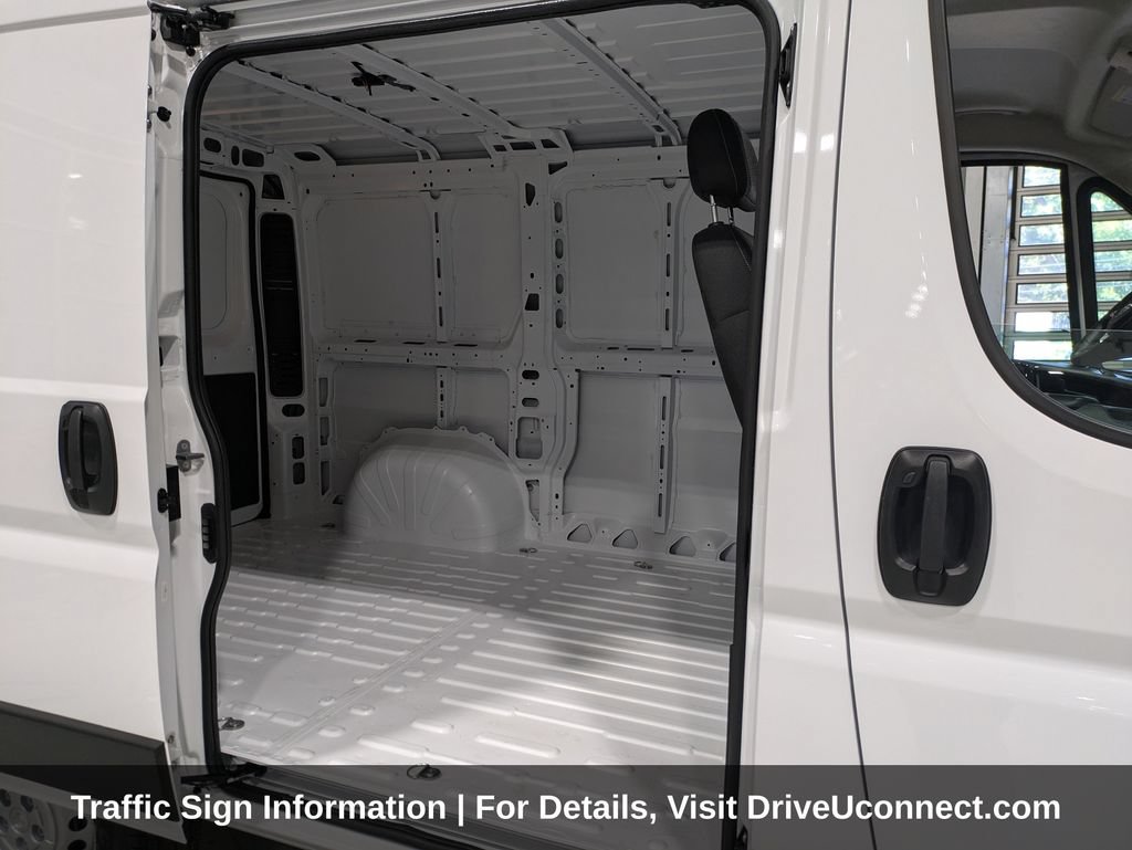 Used 2025 RAM ProMaster 1500 w/ Premium Convenience Group FWD image 32