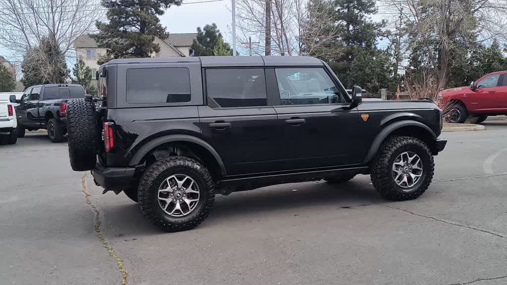 Used 2023 Ford Bronco Badlands image 9