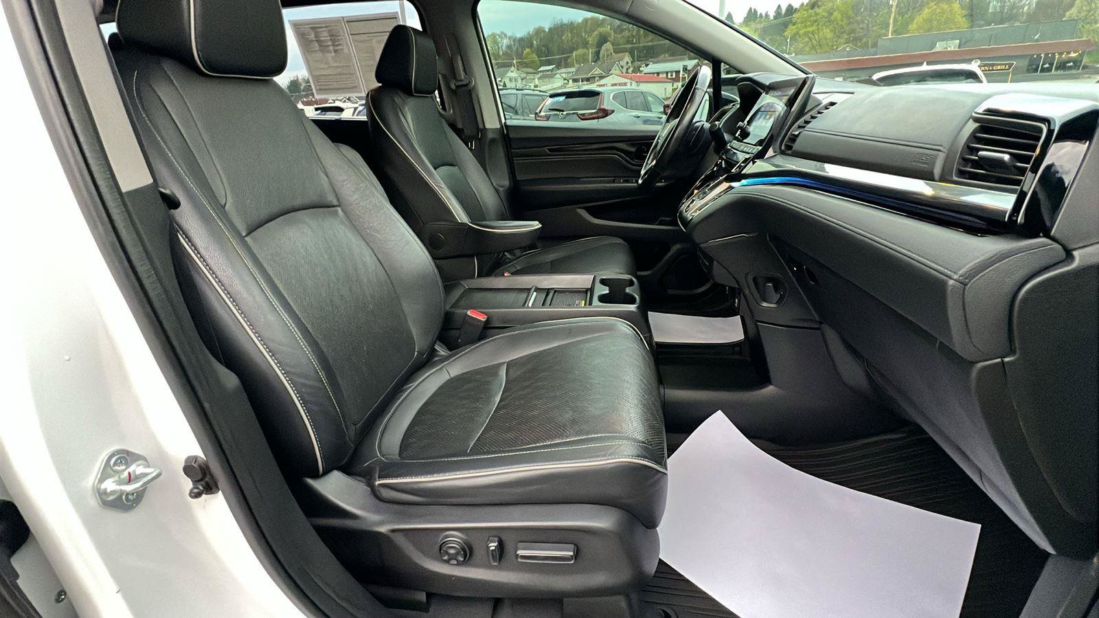 Used 2022 Honda Odyssey Elite image 13