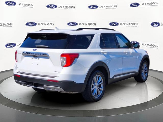 Certified 2023 Ford Explorer XLT w/ Equipment Group 202A AWD/4WD image 5