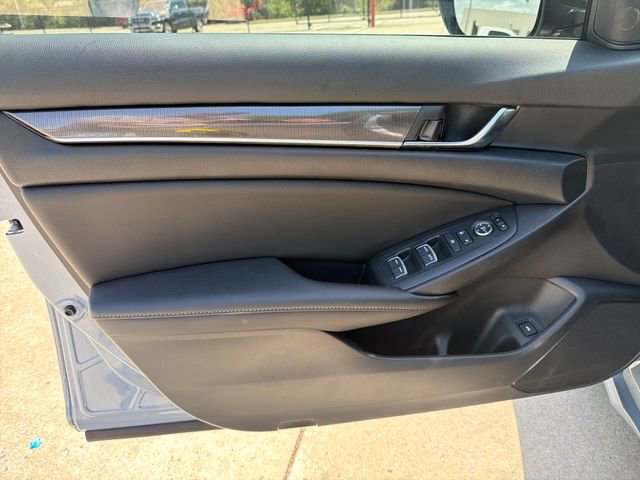 Used 2022 Honda Accord Sport image 12