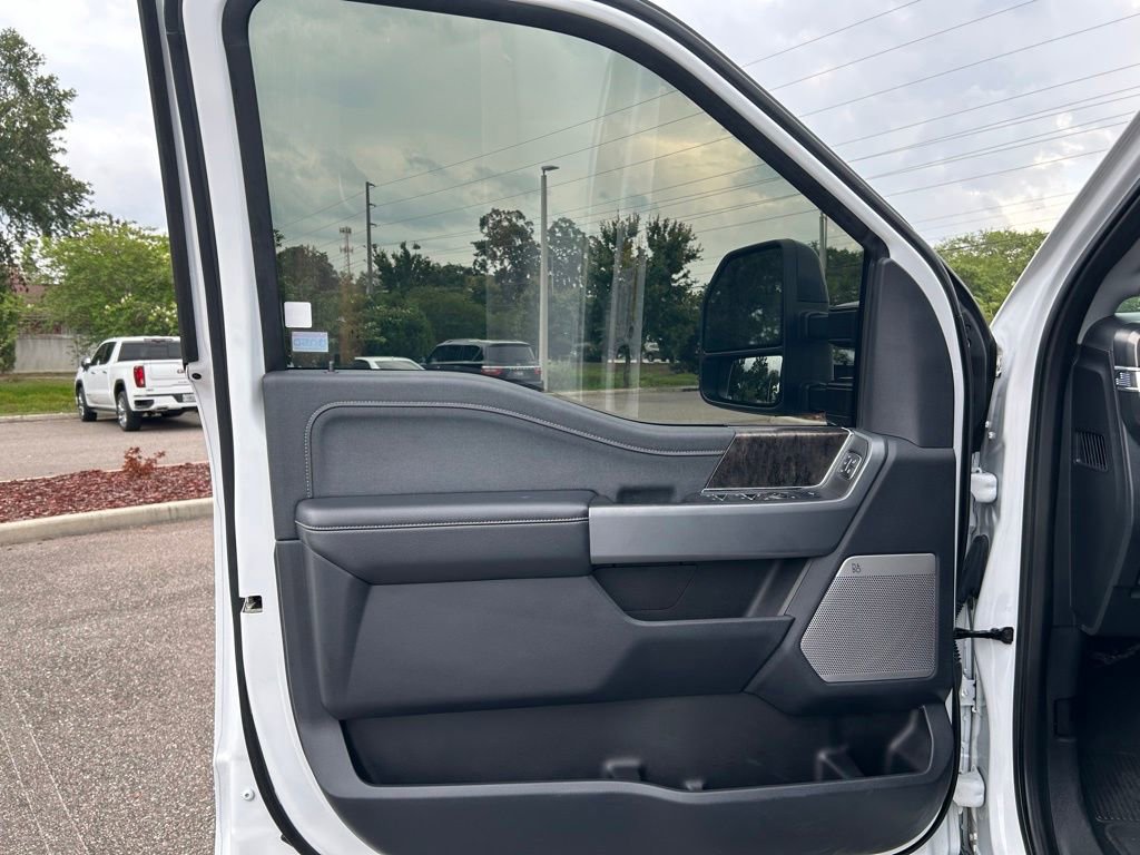 Used 2024 Ford F250 Lariat AWD/4WD image 17