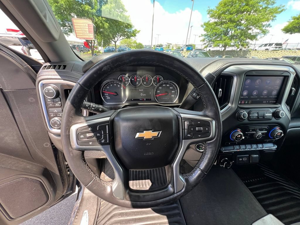 Used 2021 Chevrolet Silverado 1500 LT AWD/4WD image 38