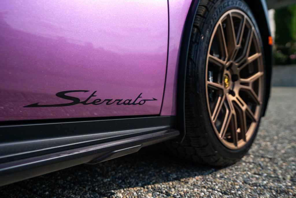 Used 2024 Lamborghini Huracan Sterrato image 9