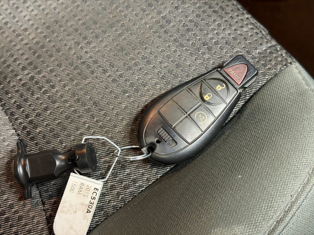 Used 2015 RAM 1500 Big Horn image 23